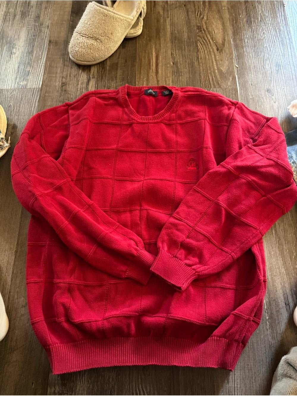 Izod Men's Red Crewneck Textured Knit Sweater